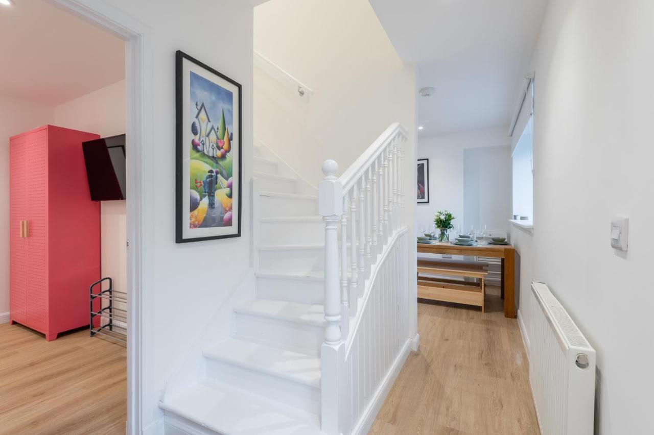 The Pinkish House - 4 Bed Home In The Town Centre Blairgowrie and Rattray Exterior photo
