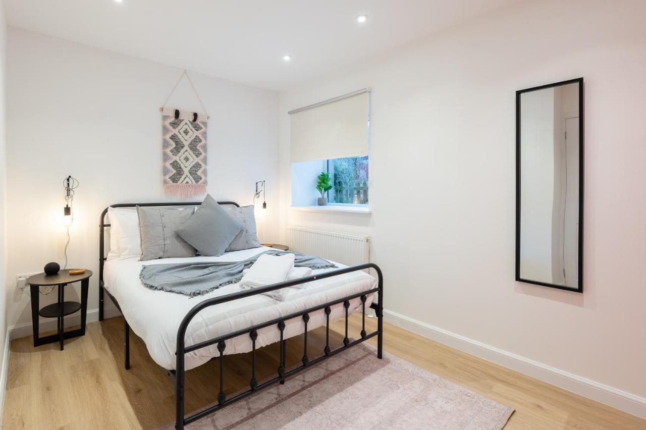 The Pinkish House - 4 Bed Home In The Town Centre Blairgowrie and Rattray Exterior photo