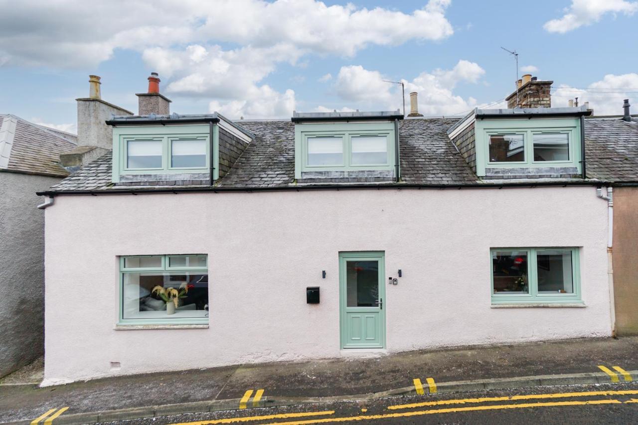 The Pinkish House - 4 Bed Home In The Town Centre Blairgowrie and Rattray Exterior photo