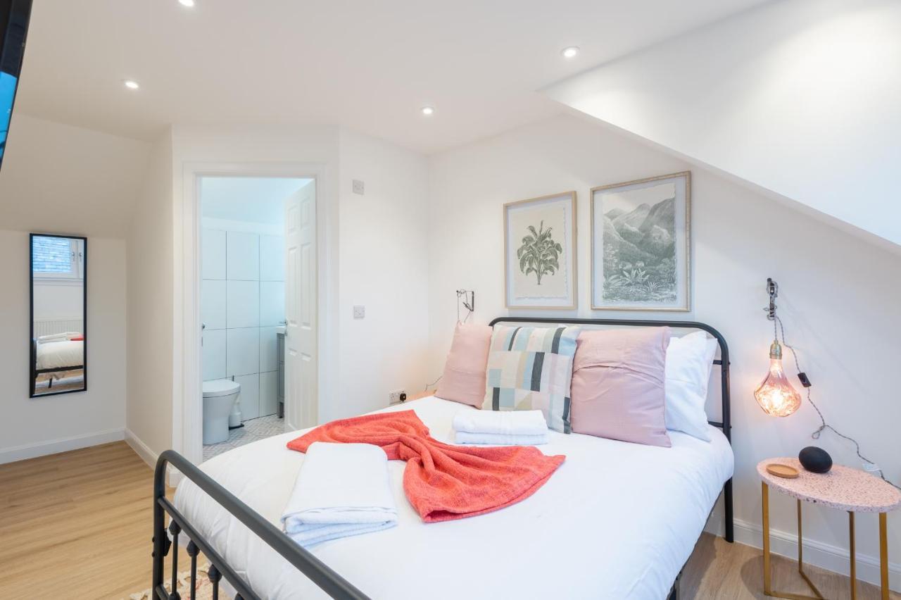 The Pinkish House - 4 Bed Home In The Town Centre Blairgowrie and Rattray Exterior photo