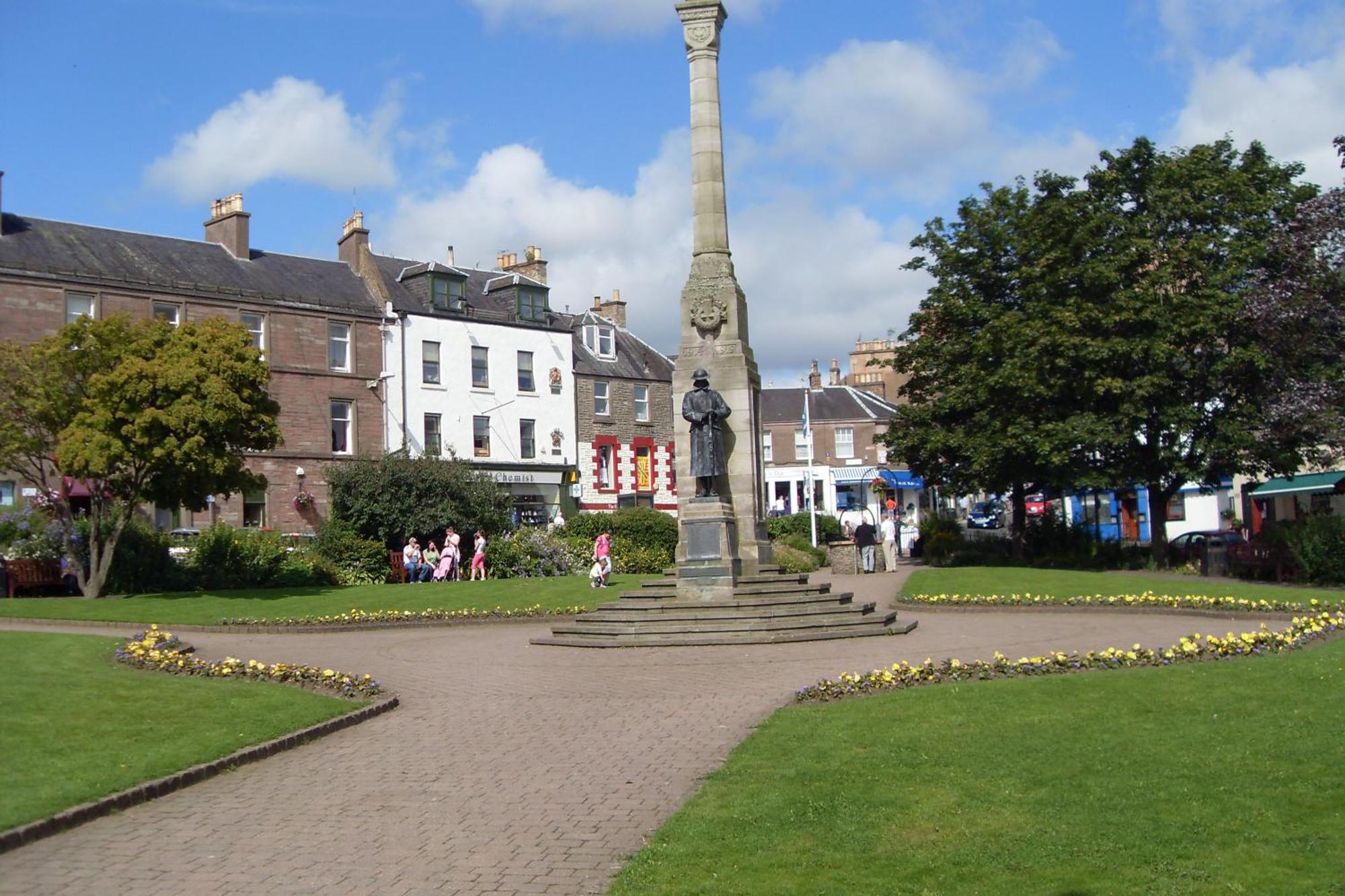 The Pinkish House - 4 Bed Home In The Town Centre Blairgowrie and Rattray Exterior photo